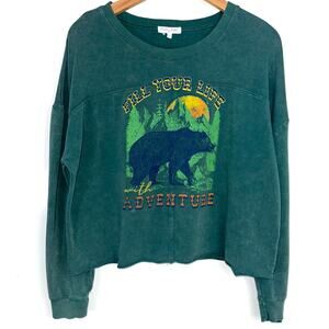 Pretty Rebel ‘Fill Your Life With Adventure’ Graphic Cropped Pullover Size Large